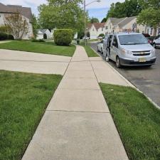Top Quality Driveway and Sidewalk Cleaning Performed Burlington New Jersey  thumbnail